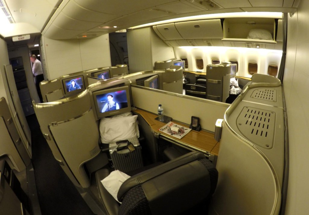 American Airlines Boeing 77W cabina Primera Clase