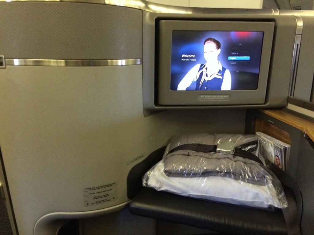 American Airlines Flagship Suite monitor de video