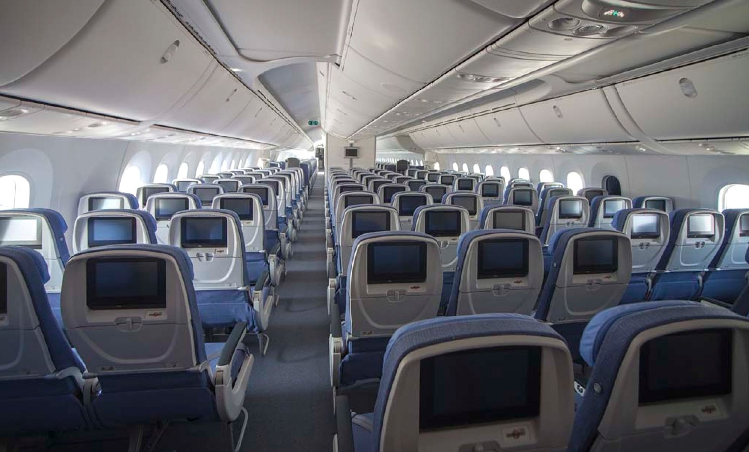 Así es el Interior del 787 de Air Europa que Llegó hoy a Madrid