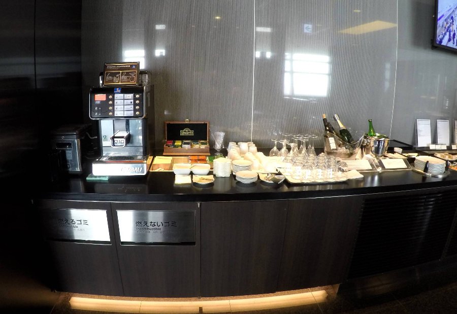 Buffet, ANA Suite Lounge, Aeropuerto de Haneda