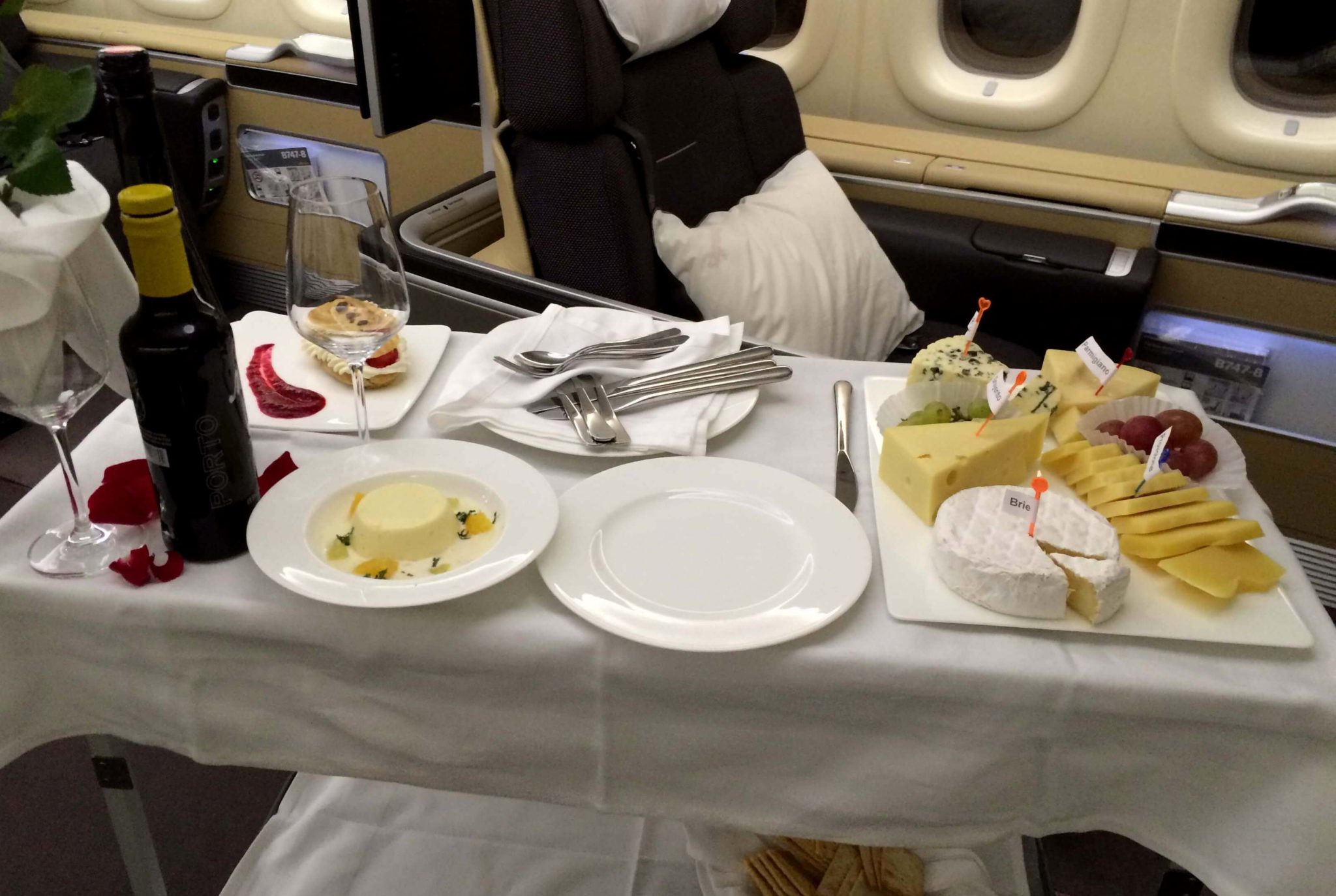 Postres y quesos, Lufthansa first class
