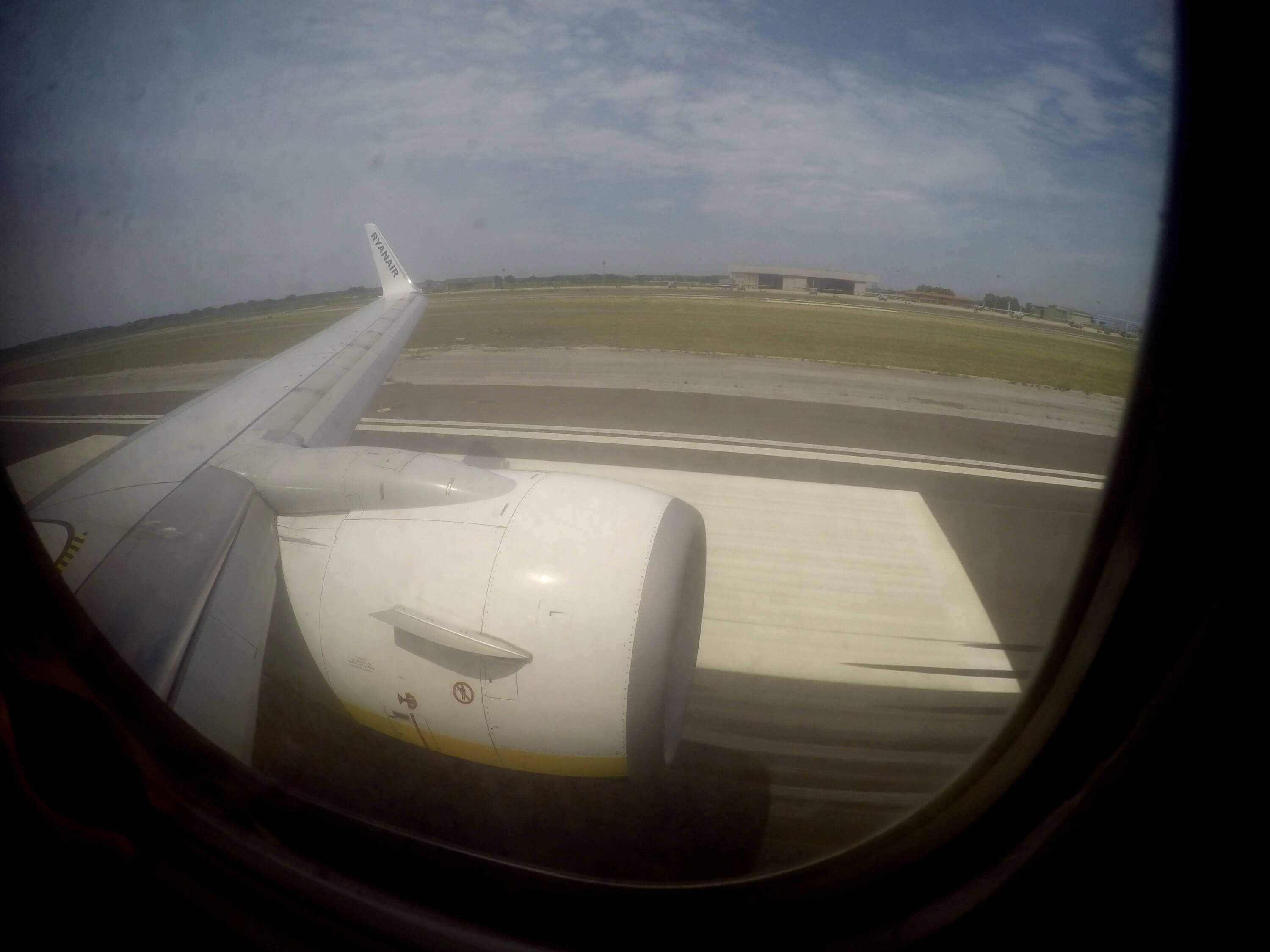 Aterrizaje en Pisa, Boeing 737 Ryanair