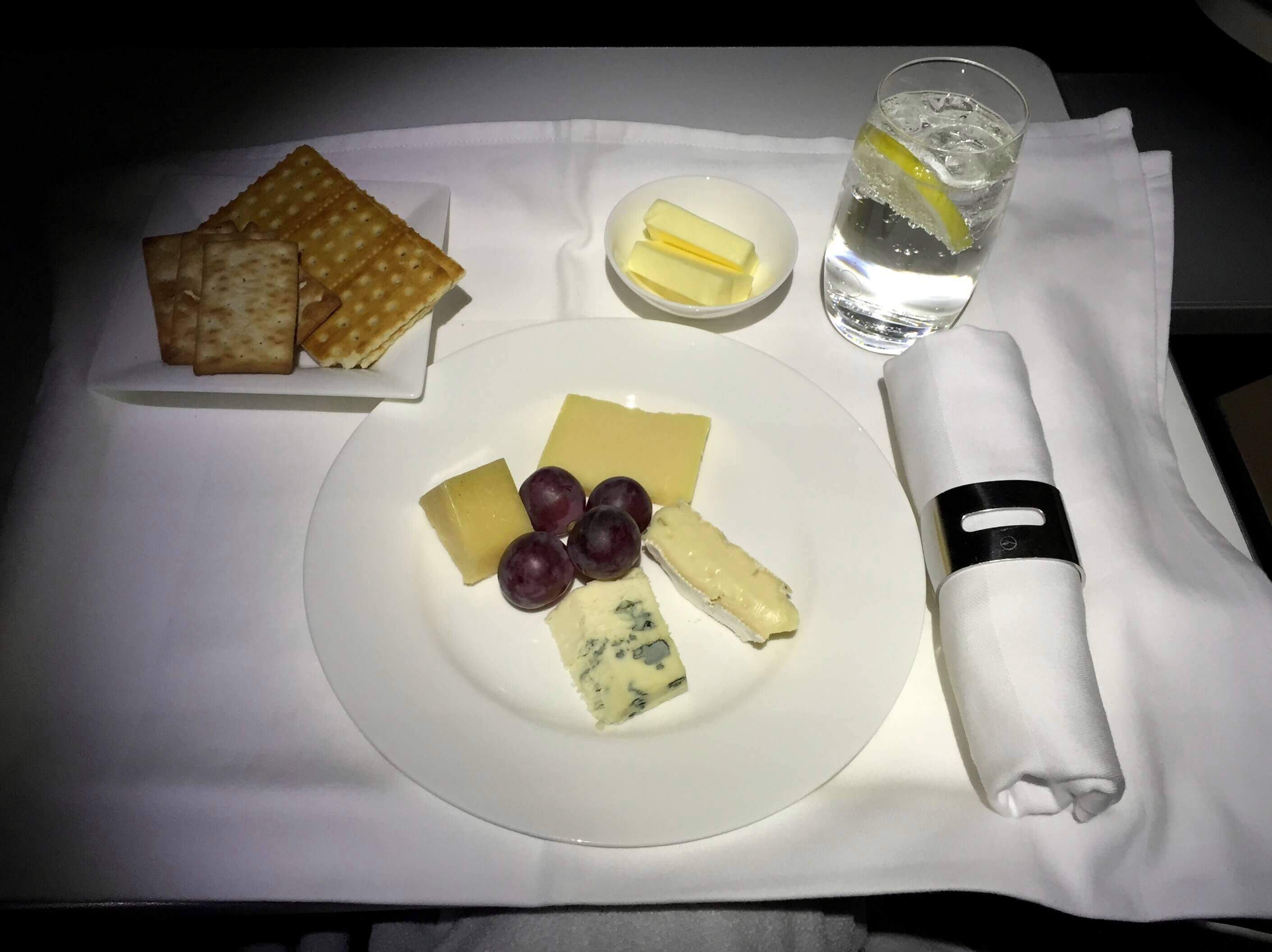 Plato de quesos, Lufthansa first class 747-800 Buenos Aires-Frankfurt