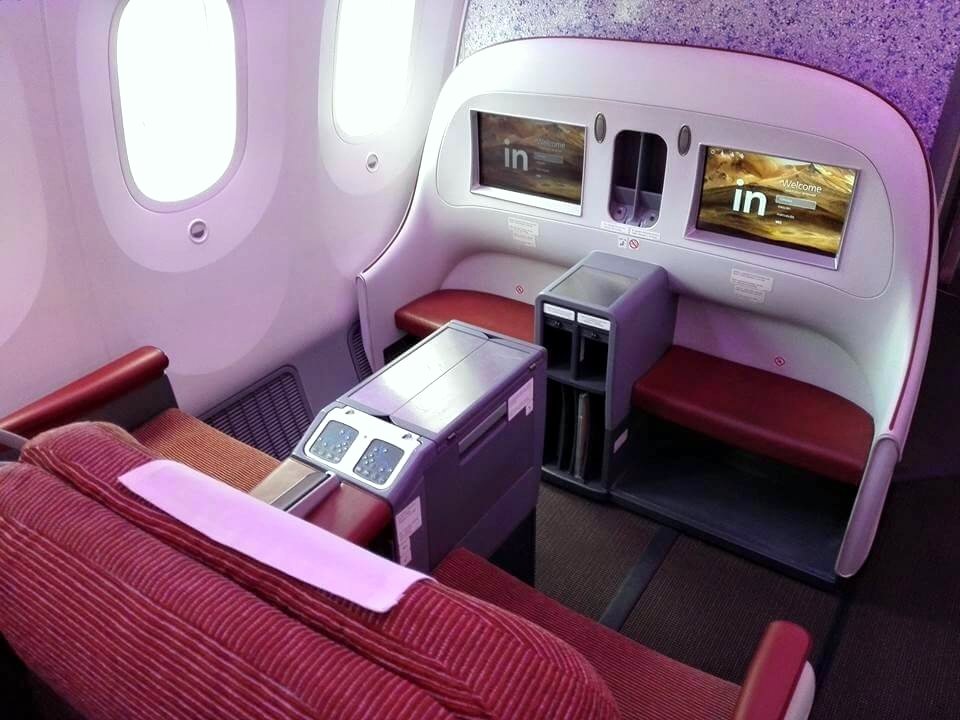 LATAM business class Boeing 787 Dreamliner