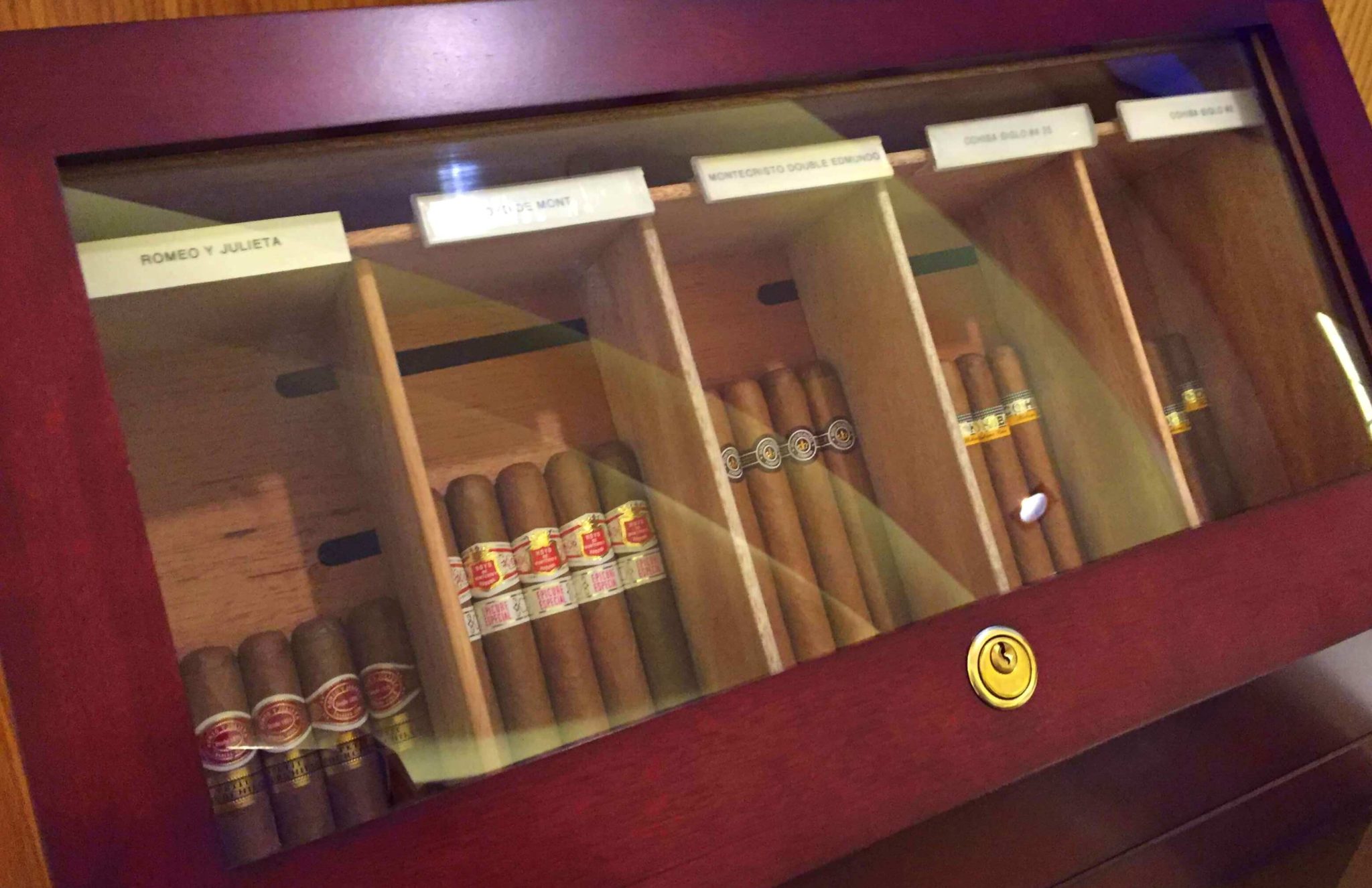 Cigars Etihad First Class Lounge Abu Dhabi