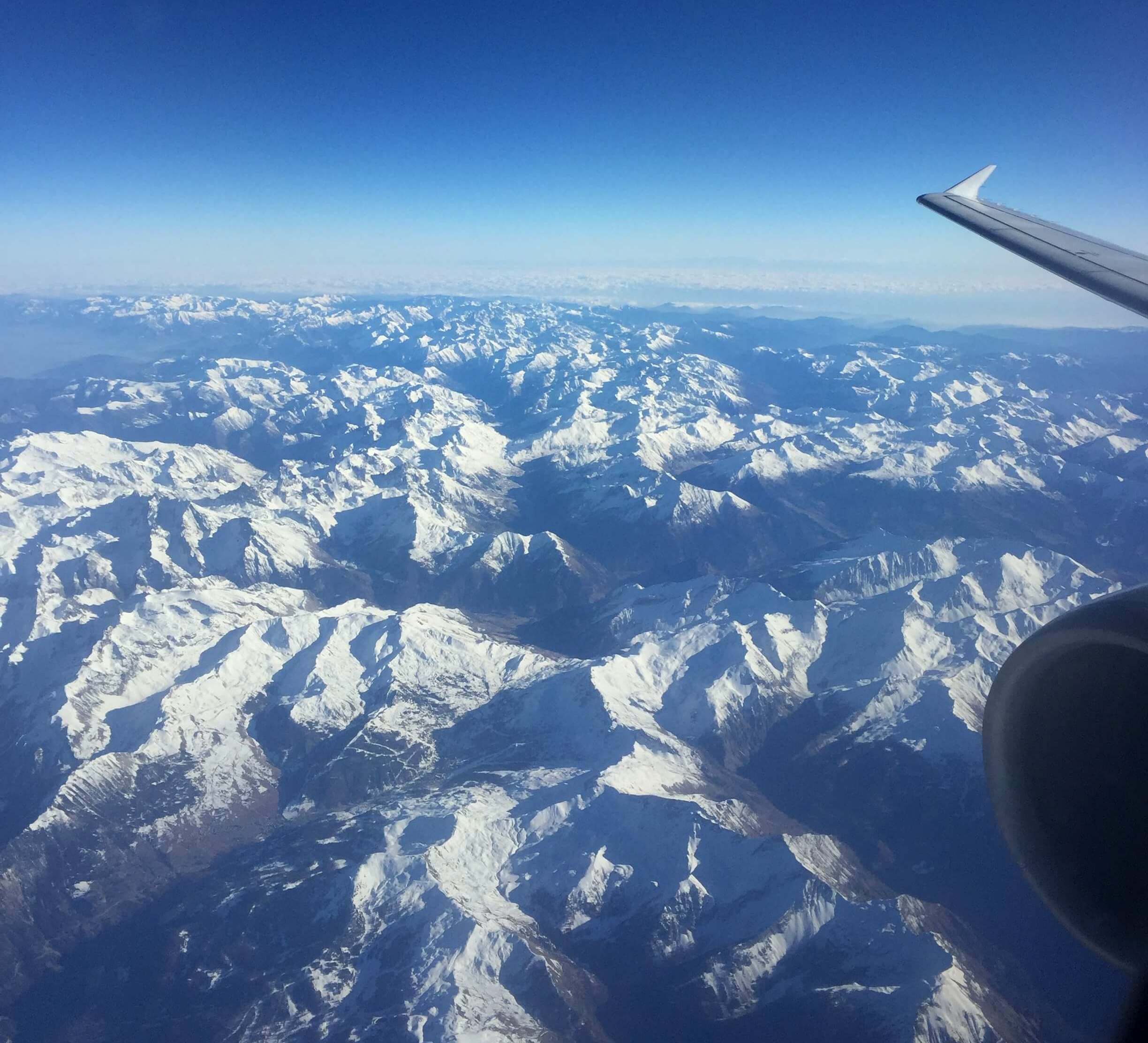 Sobrevolando los Alpes rumbo a Frankfurt con Lufthansa