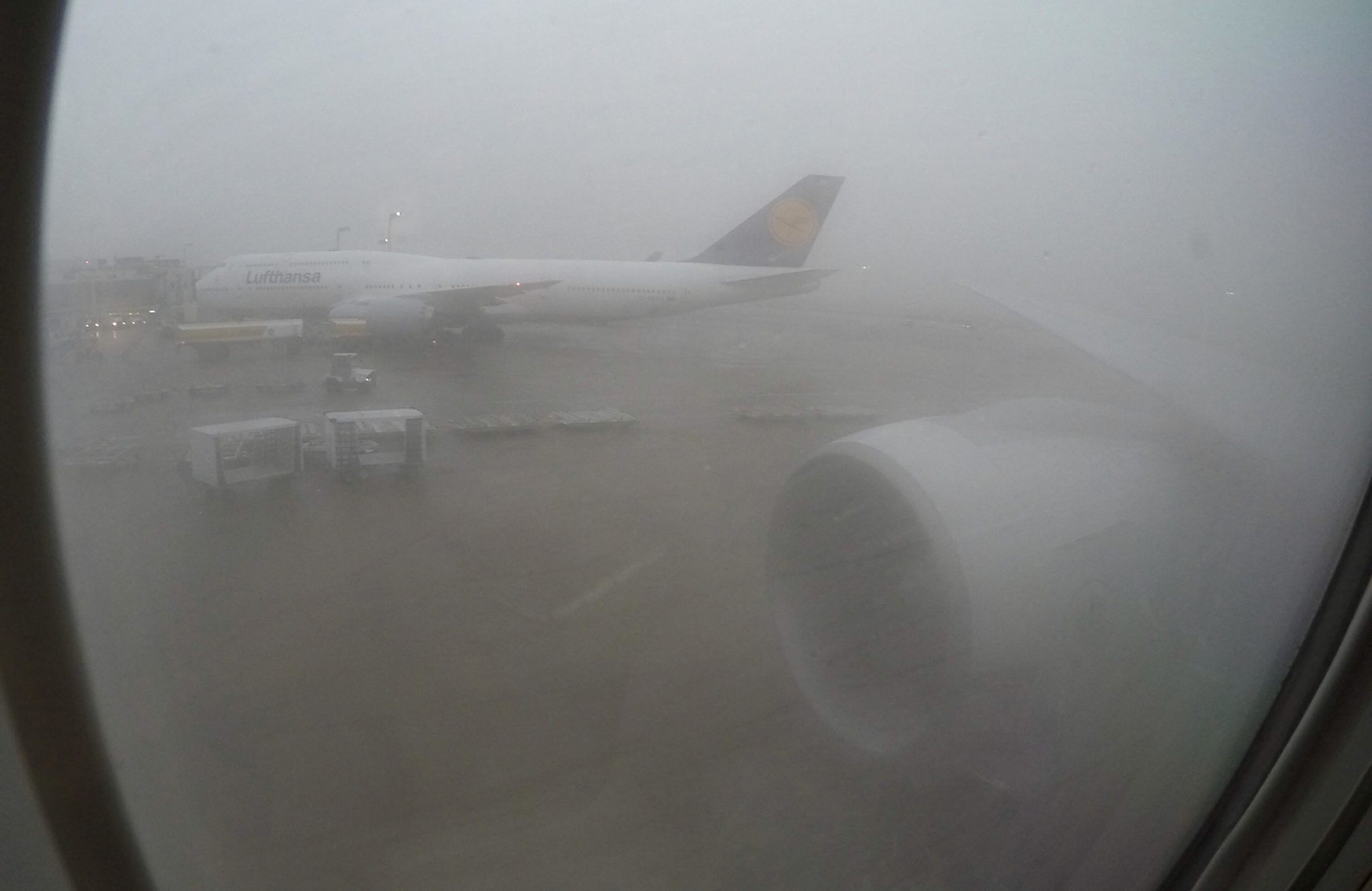 Niebla en el aeropuerto de Ezeiza