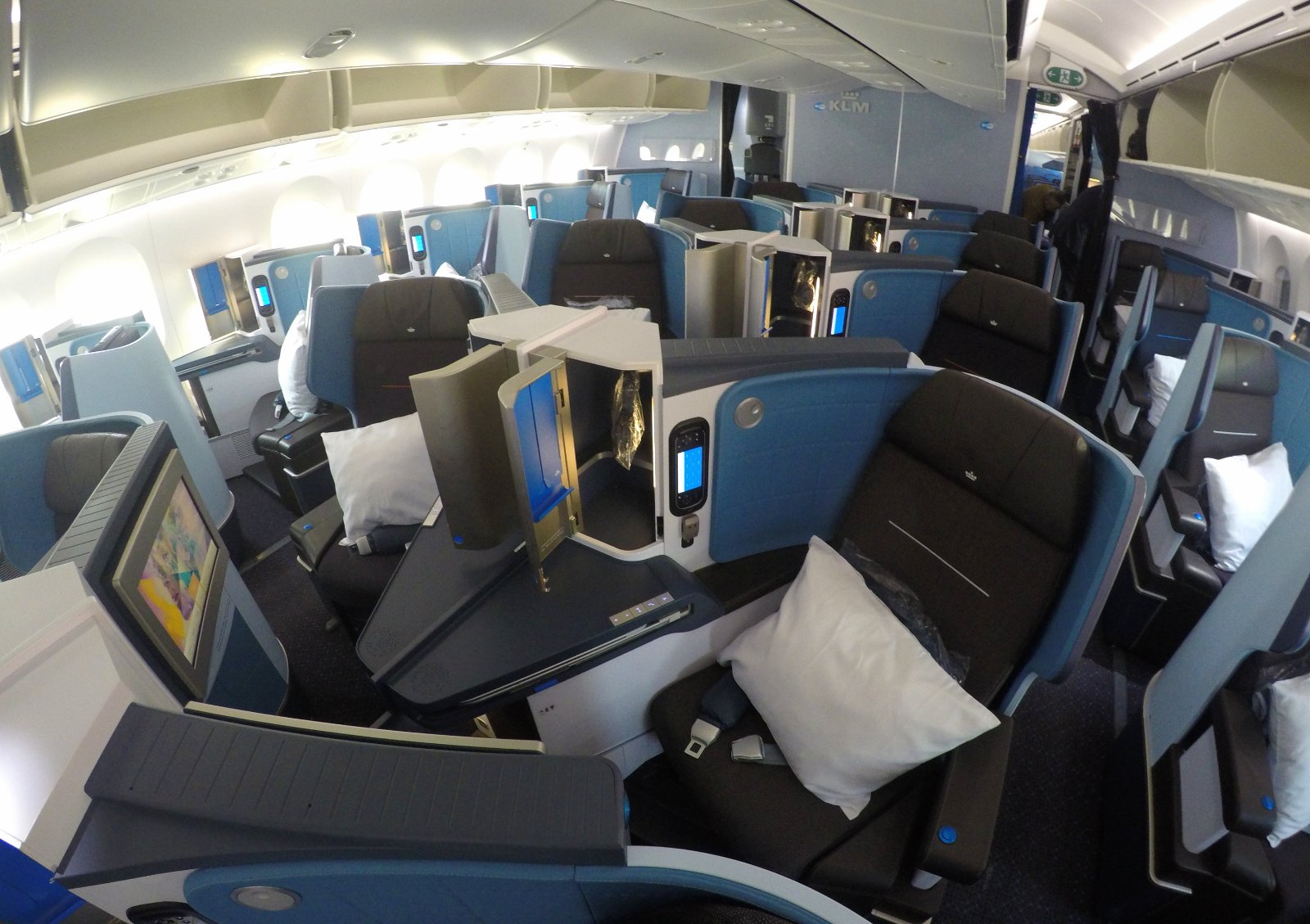 Cabina de business class Boeing 787-9 de KLM