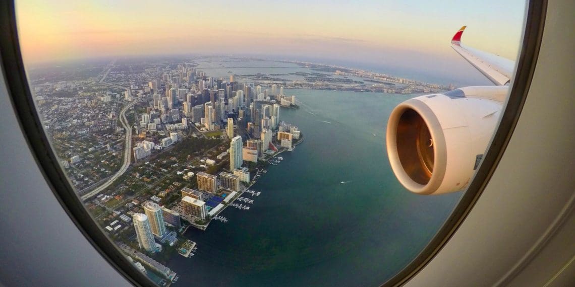 vista desde la ventana de un avión