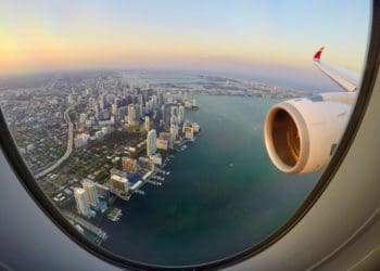 vista desde la ventana de un avión