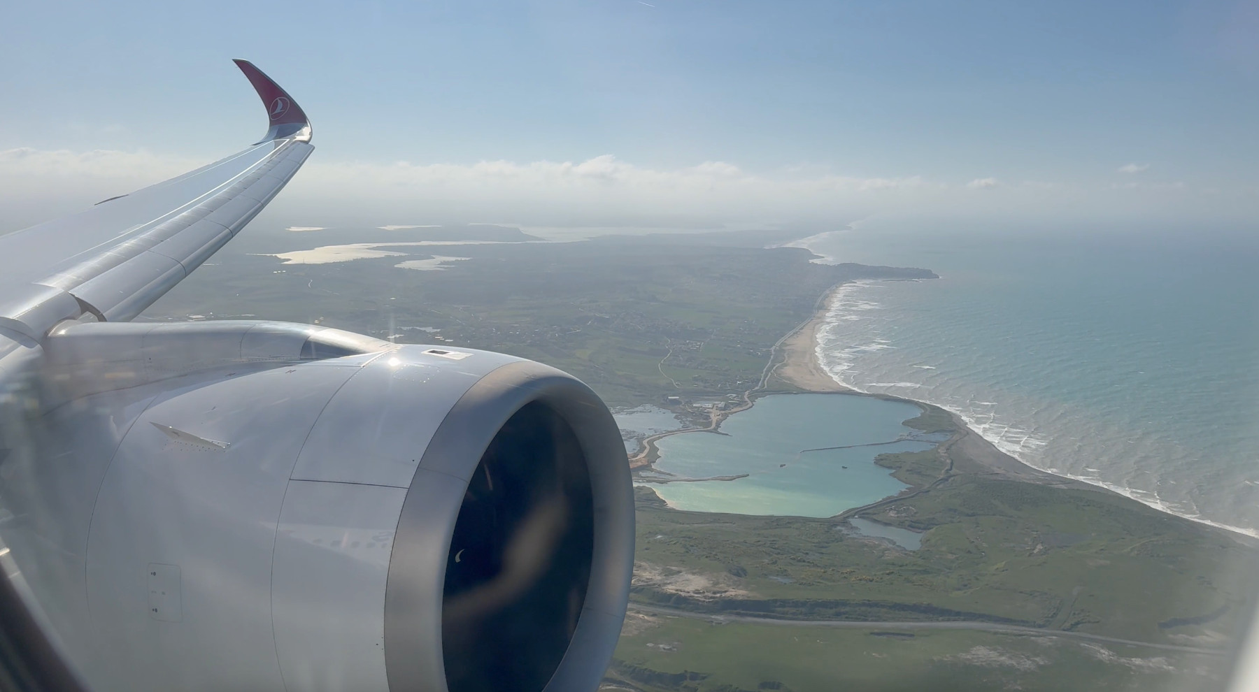 Costa de Turquia vista desde el interior de un avión