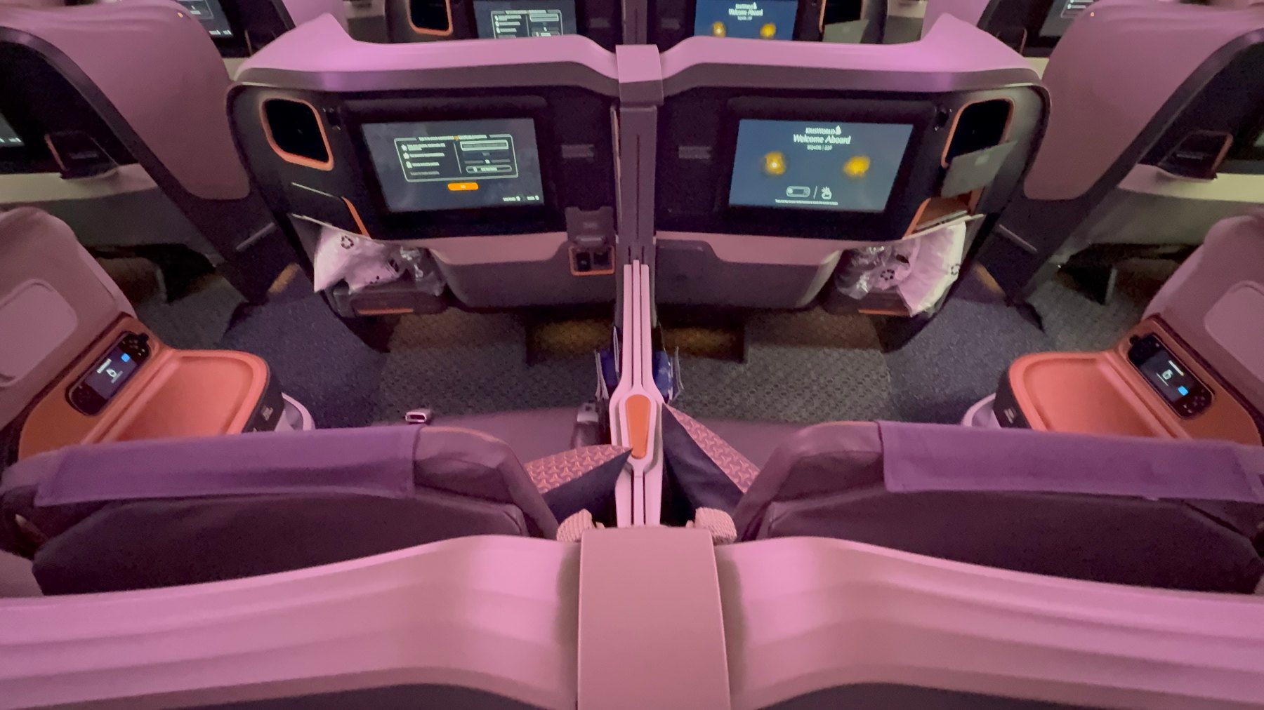 Business Class Singapore Airlines A380 imagen de la pantalla de un video juego de un carro
