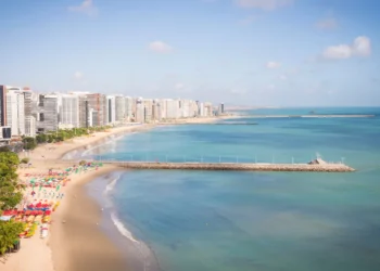 Playa y costa de Fortaleza, Brasil
